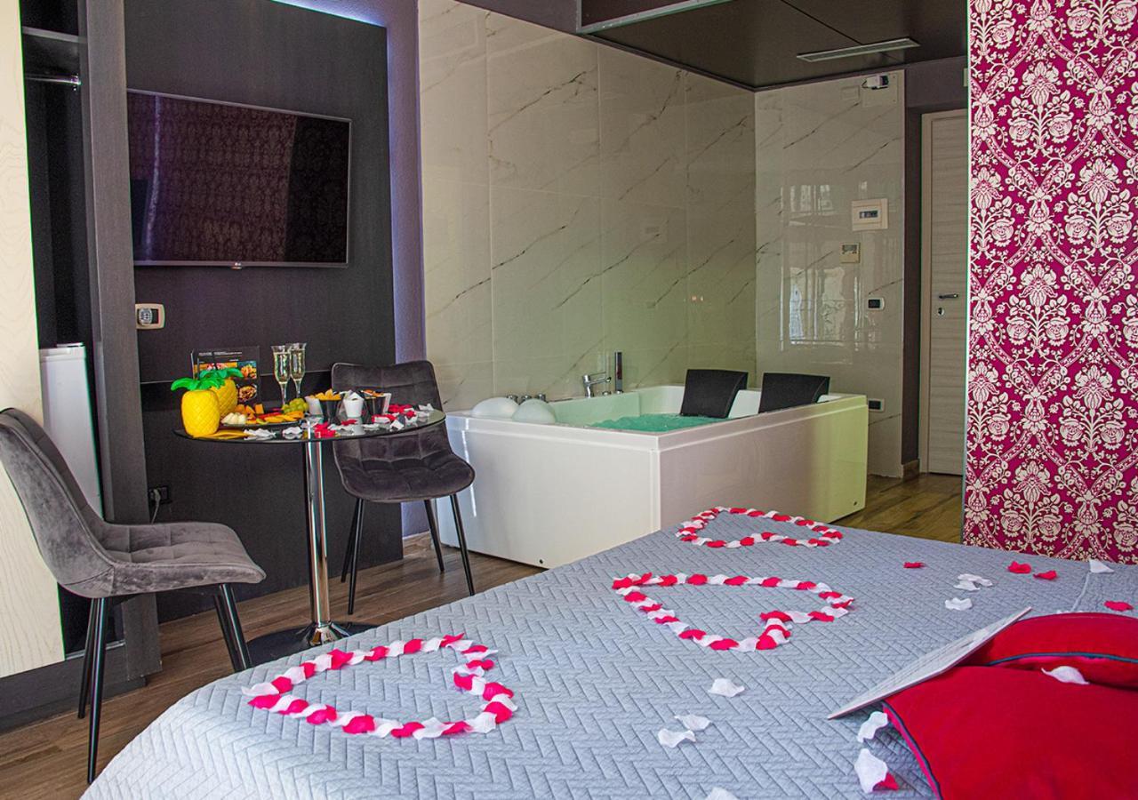 Angioino & Hotel 3*